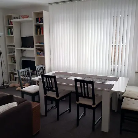 In Mit Terrasse Und Garten By Interhome Apartman